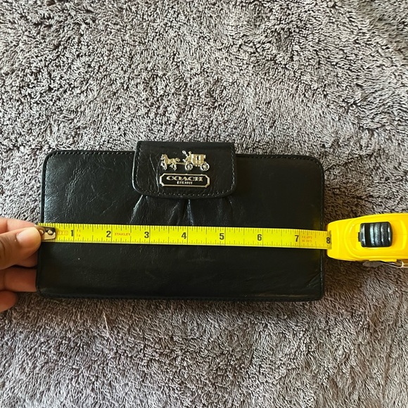 Coach Black Leather Clutch with Gold Logo - Picture 8 of 9